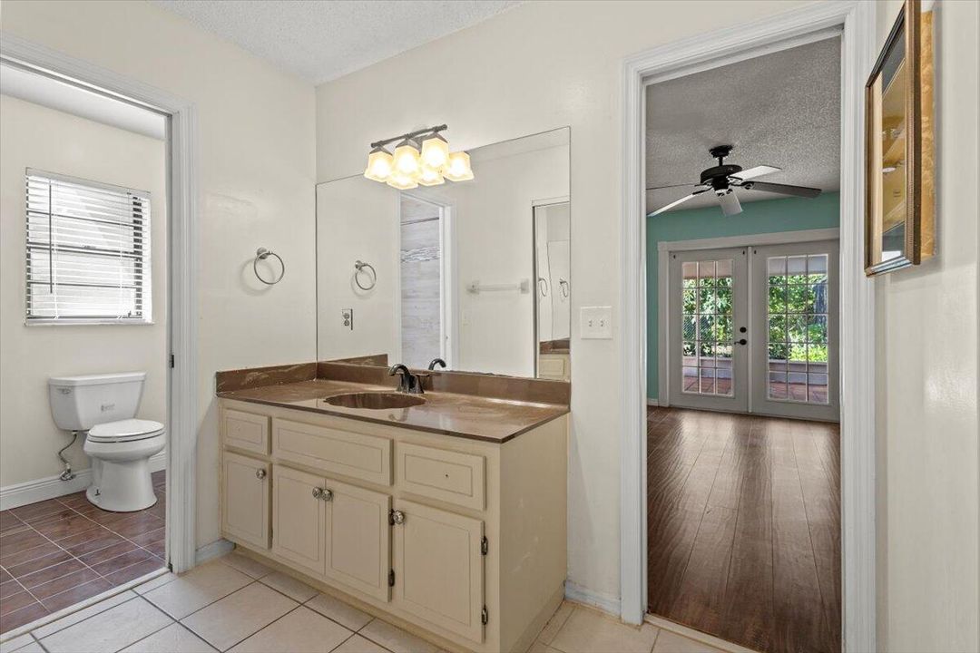 For Sale: $550,000 (3 beds, 2 baths, 2507 Square Feet)