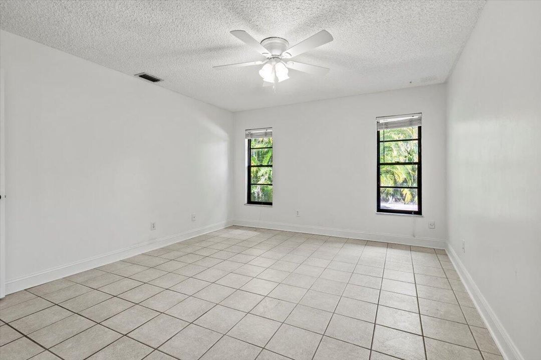 For Sale: $550,000 (3 beds, 2 baths, 2507 Square Feet)