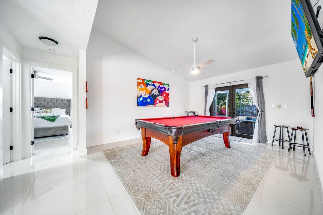 For Rent: $5,000 (4 beds, 2 baths, 2210 Square Feet)