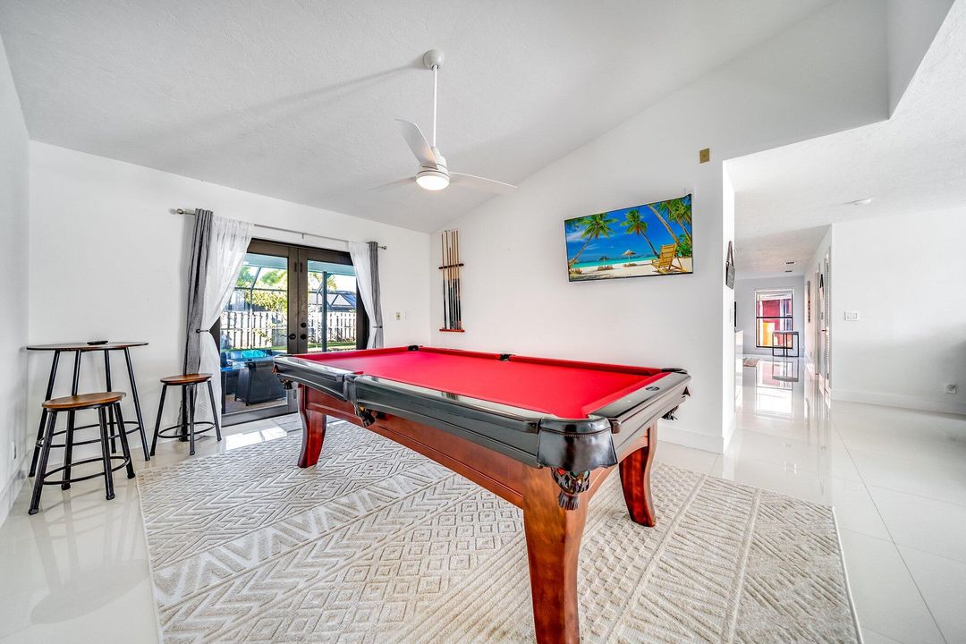 For Rent: $5,000 (4 beds, 2 baths, 2210 Square Feet)