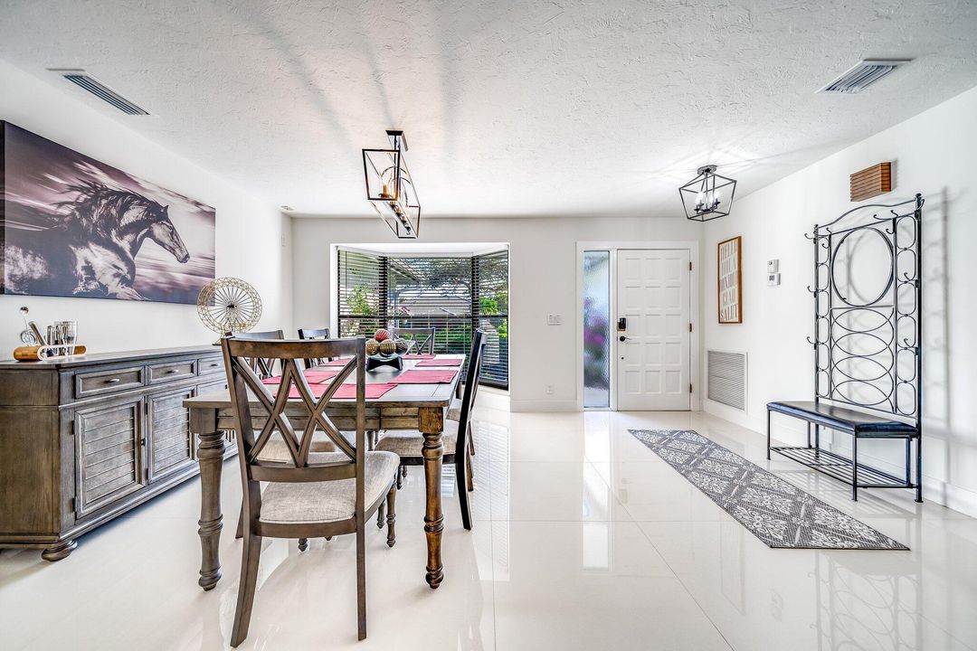 For Rent: $5,000 (4 beds, 2 baths, 2210 Square Feet)