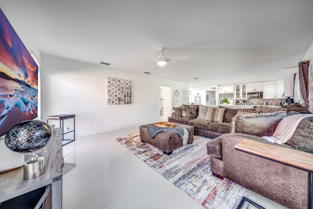 For Rent: $5,000 (4 beds, 2 baths, 2210 Square Feet)