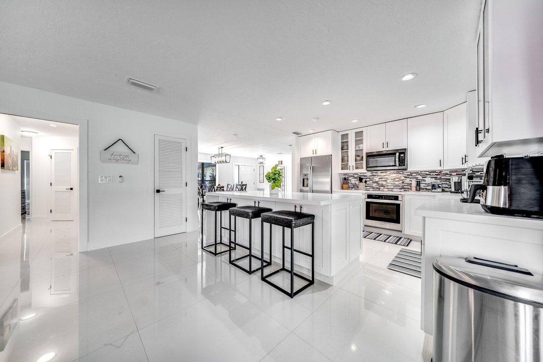 For Rent: $5,000 (4 beds, 2 baths, 2210 Square Feet)