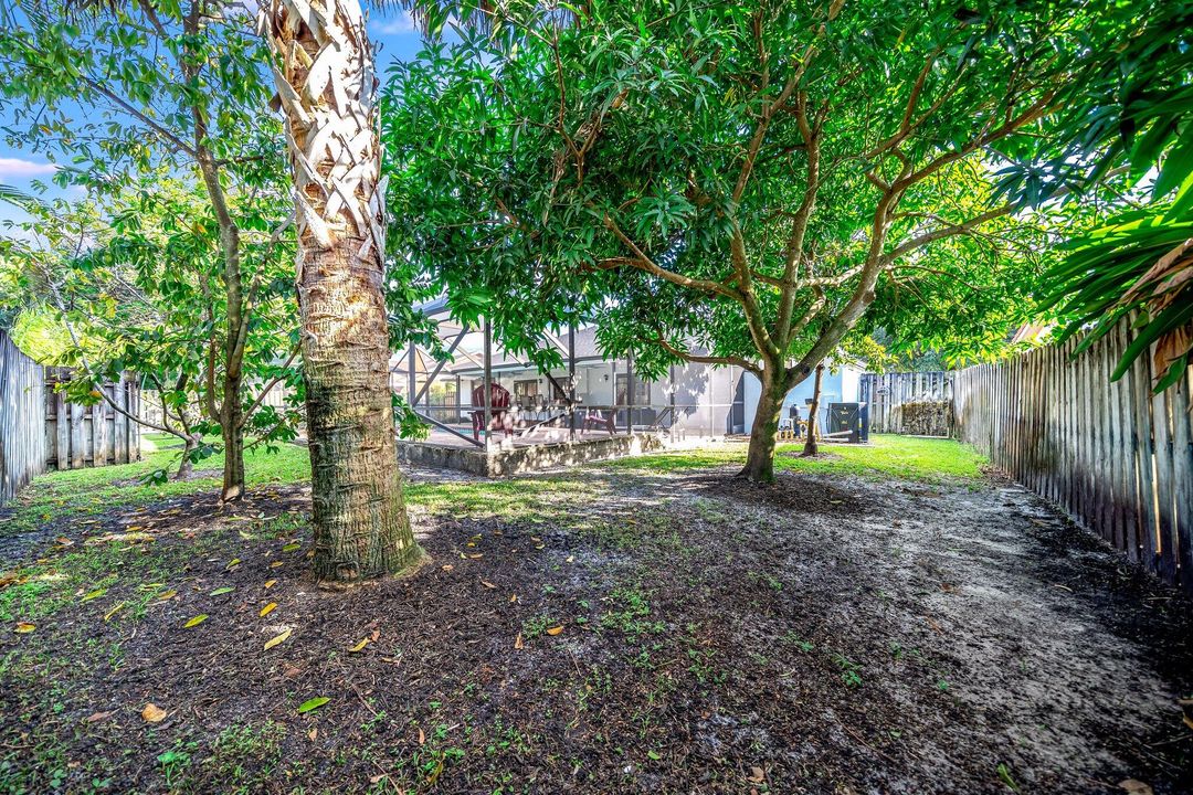 For Rent: $5,000 (4 beds, 2 baths, 2210 Square Feet)