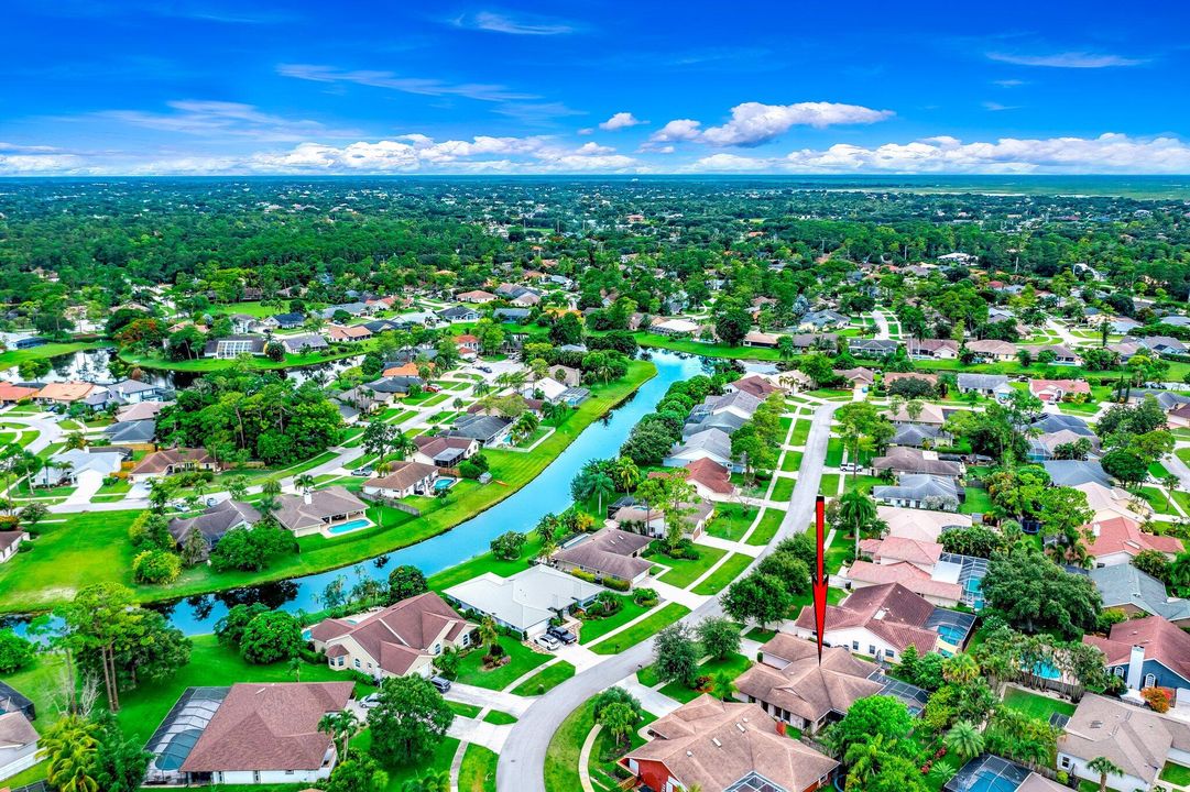 For Rent: $5,000 (4 beds, 2 baths, 2210 Square Feet)