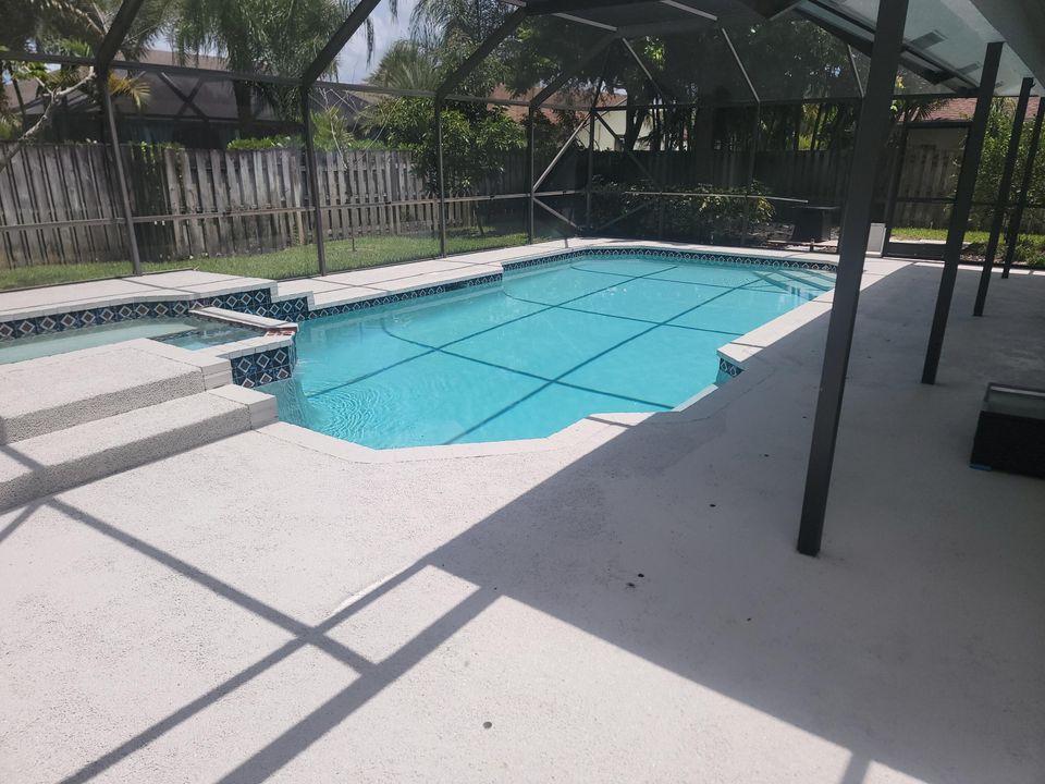 For Rent: $5,000 (4 beds, 2 baths, 2210 Square Feet)