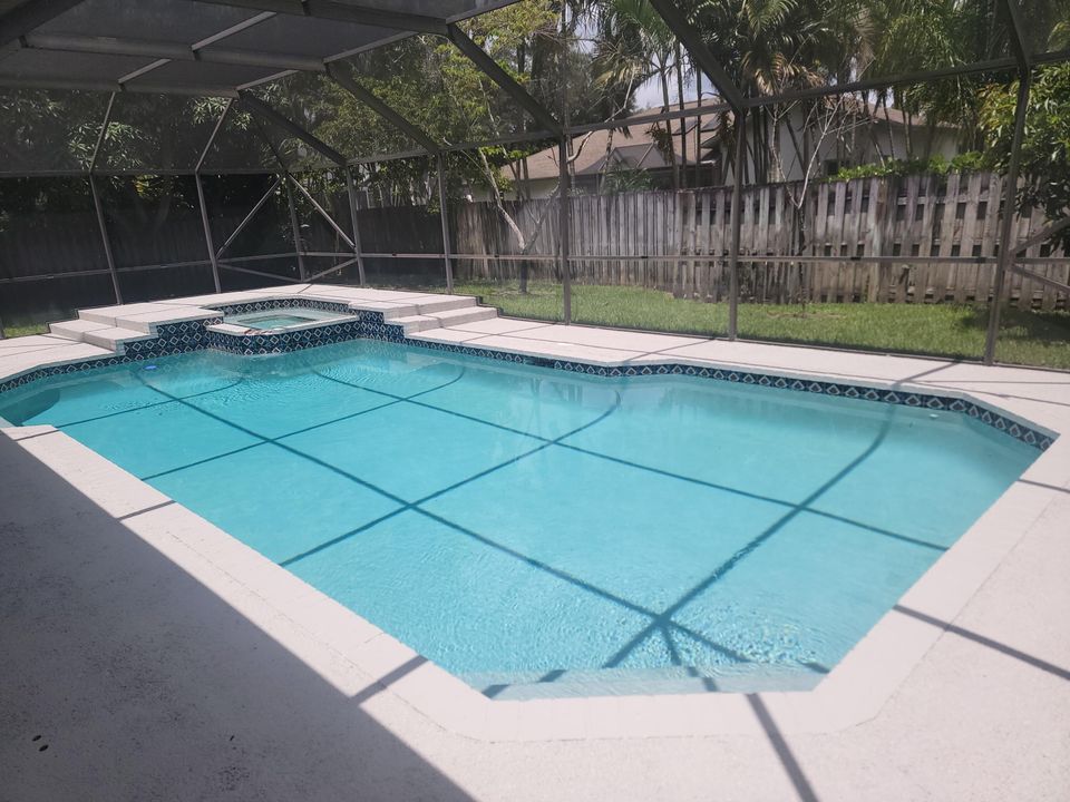 For Rent: $5,000 (4 beds, 2 baths, 2210 Square Feet)