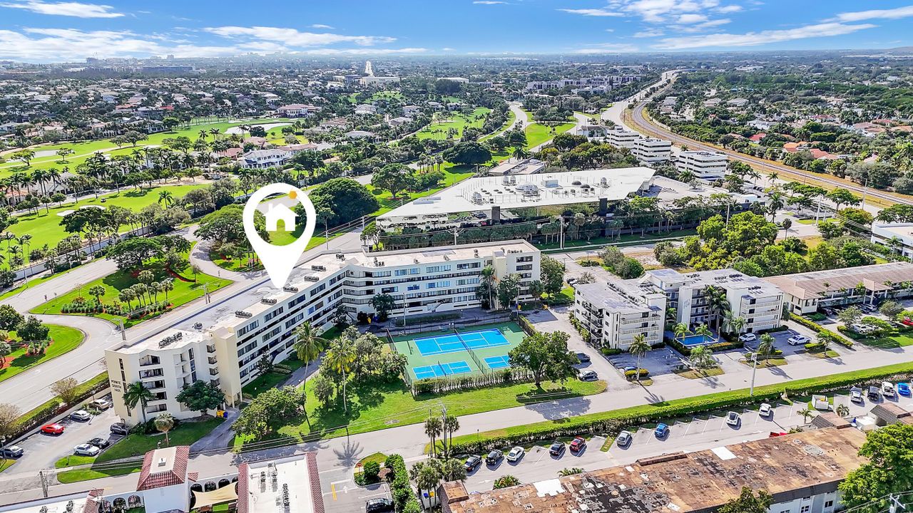 For Sale: $350,000 (2 beds, 2 baths, 1281 Square Feet)