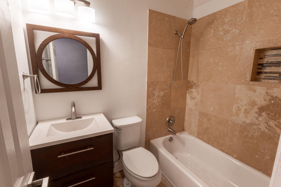 For Sale: $425,000 (3 beds, 2 baths, 1125 Square Feet)