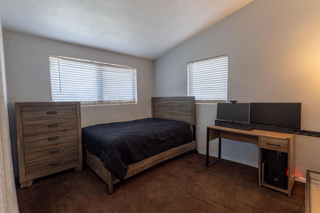 For Sale: $425,000 (3 beds, 2 baths, 1125 Square Feet)