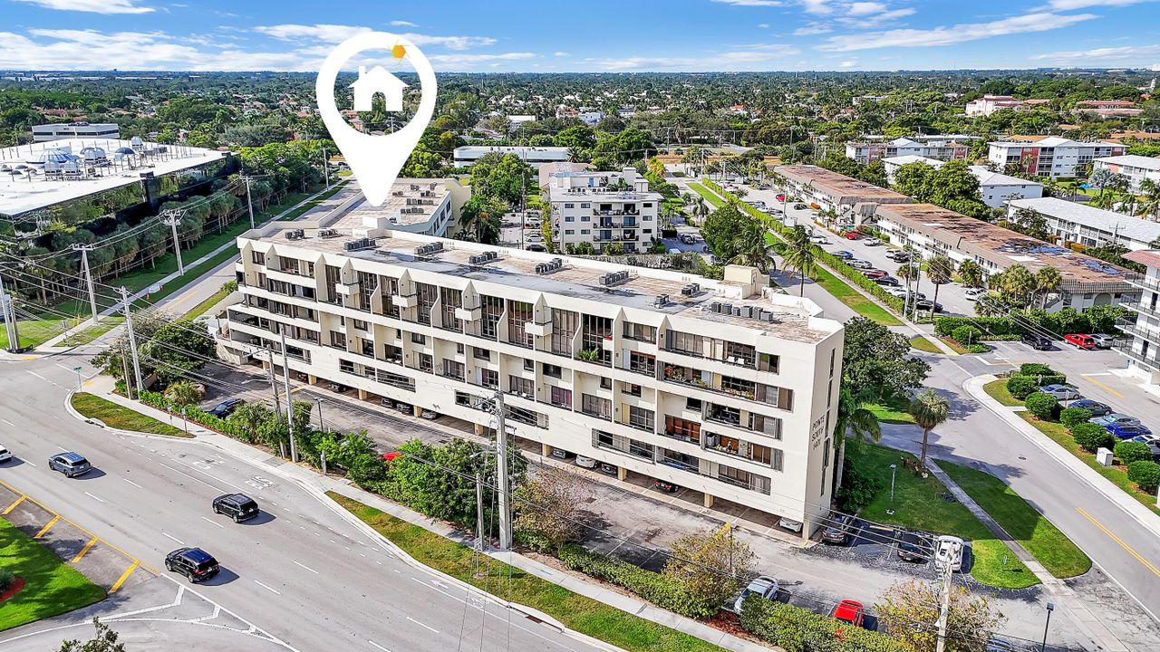 For Sale: $350,000 (2 beds, 2 baths, 1281 Square Feet)