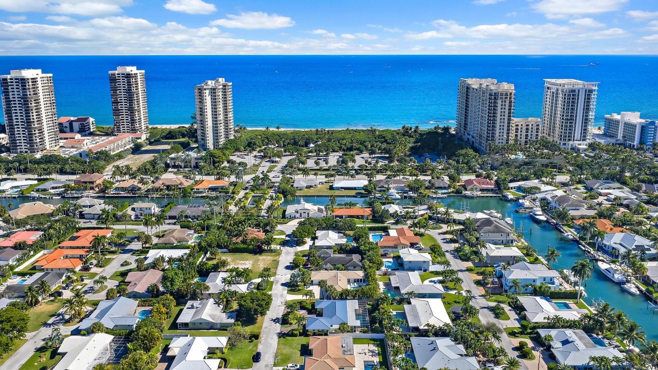 For Sale: $1,500,000 (3 beds, 2 baths, 1584 Square Feet)