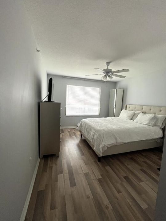 В аренду: $2,000 (1 спален, 1 ванн, 793 Квадратных фут)