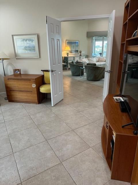 For Sale: $825,000 (3 beds, 2 baths, 3535 Square Feet)