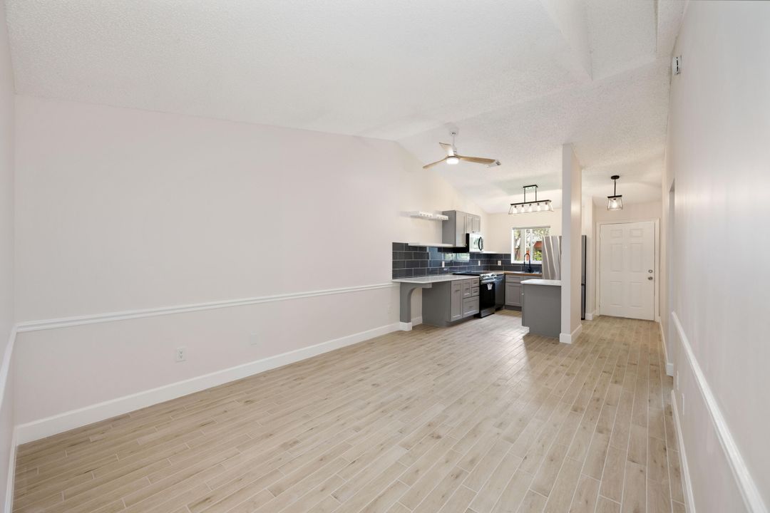 В аренду: $2,395 (3 спален, 2 ванн, 1005 Квадратных фут)