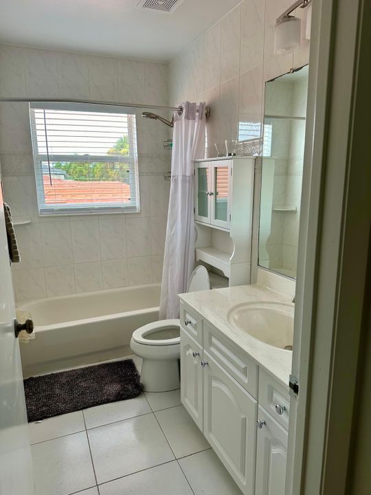 For Rent: $7,500 (4 beds, 2 baths, 2039 Square Feet)