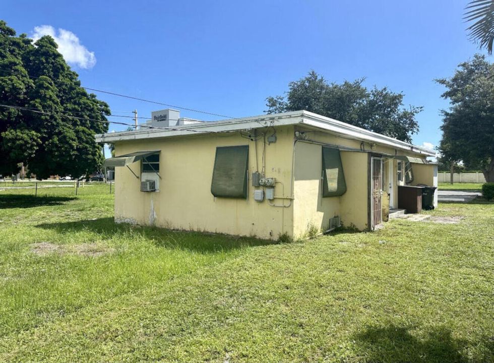 En Renta: $2,300 (2 camas, 1 baños, 600 Pies cuadrados)