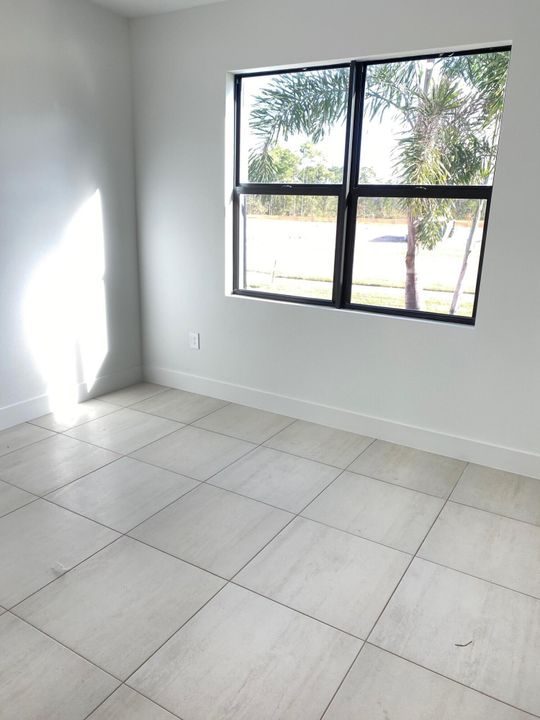 For Sale: $632,490 (3 beds, 2 baths, 1641 Square Feet)