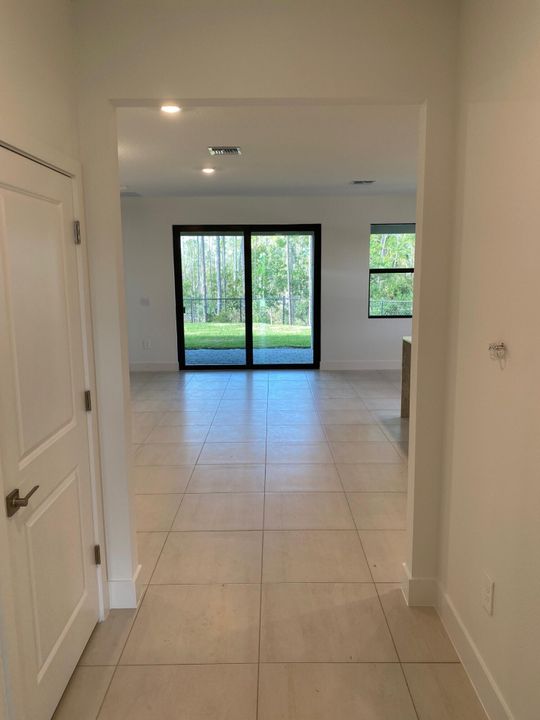 For Sale: $632,490 (3 beds, 2 baths, 1641 Square Feet)