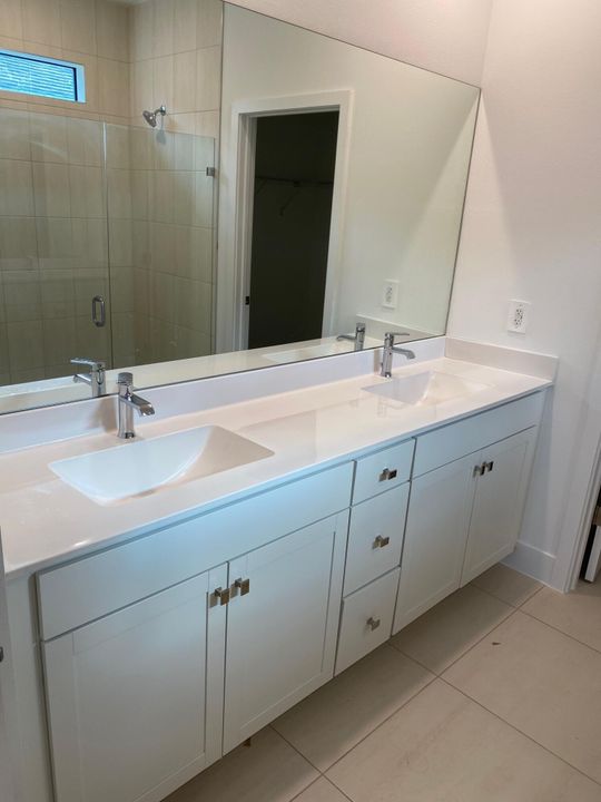 For Sale: $632,490 (3 beds, 2 baths, 1641 Square Feet)