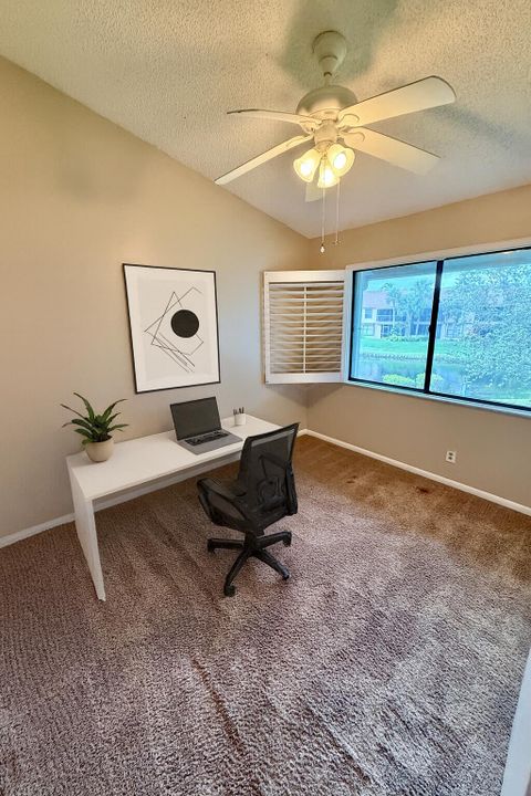 For Sale: $255,000 (3 beds, 2 baths, 1250 Square Feet)