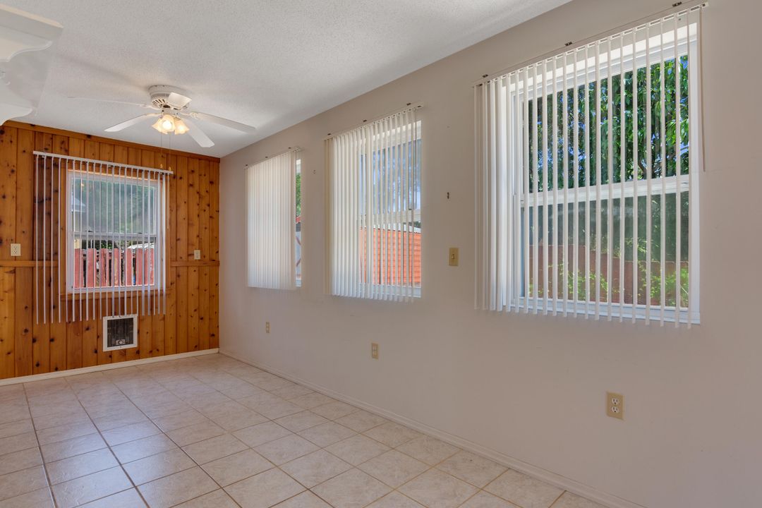 For Sale: $248,000 (2 beds, 1 baths, 785 Square Feet)