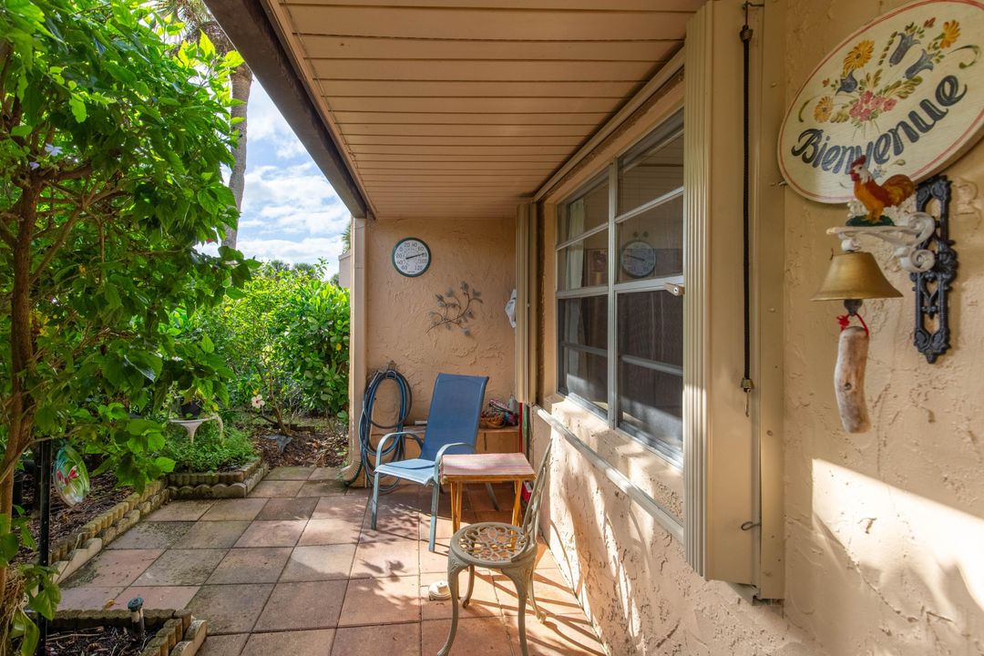 На продажу: $235,000 (2 спален, 2 ванн, 1197 Квадратных фут)