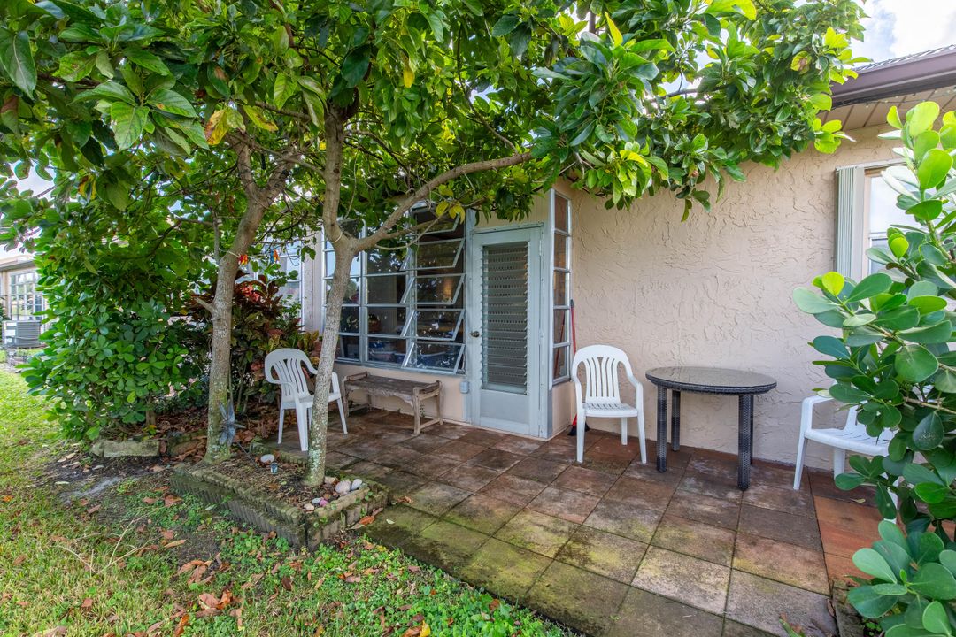 На продажу: $235,000 (2 спален, 2 ванн, 1197 Квадратных фут)