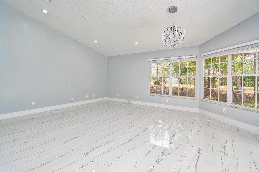 For Rent: $3,850 (3 beds, 2 baths, 2150 Square Feet)