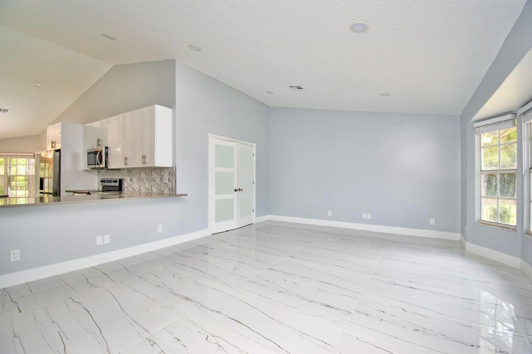 For Rent: $3,850 (3 beds, 2 baths, 2150 Square Feet)