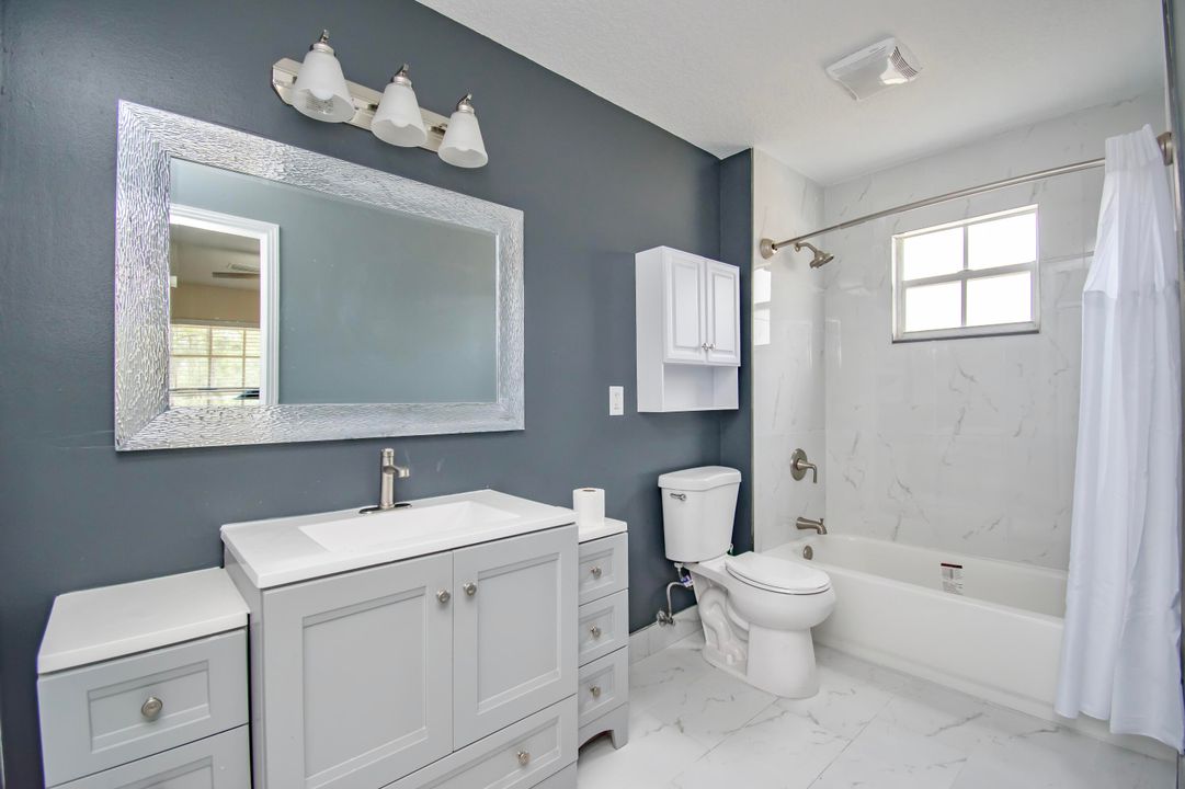 For Rent: $3,850 (3 beds, 2 baths, 2150 Square Feet)