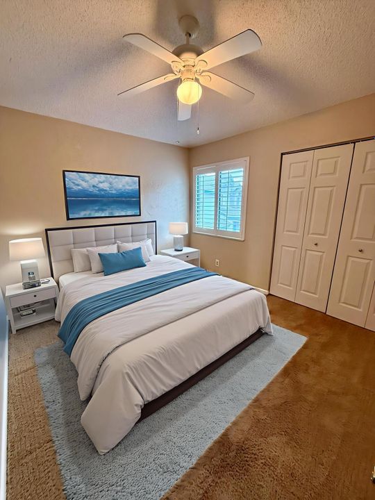 For Sale: $255,000 (3 beds, 2 baths, 1250 Square Feet)