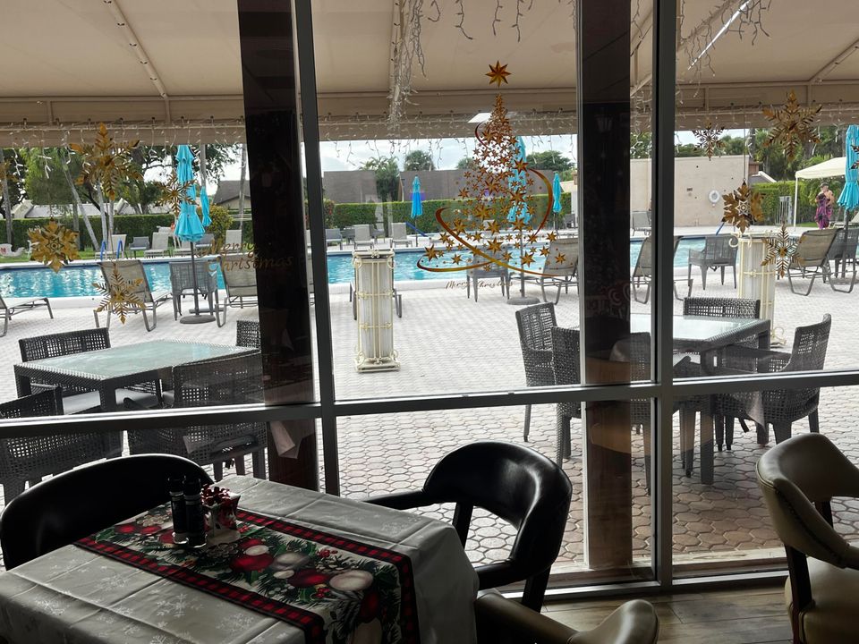 На продажу: $235,000 (2 спален, 2 ванн, 1197 Квадратных фут)