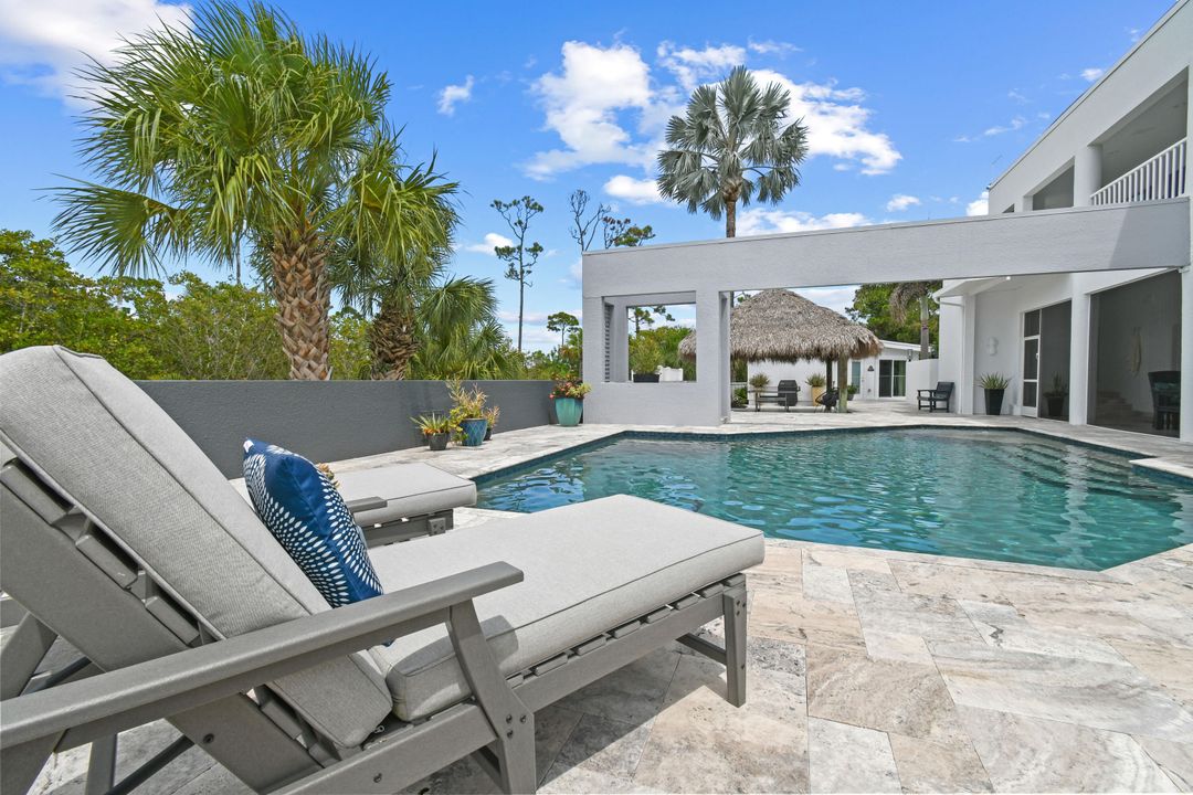 На продажу: $3,350,000 (5 спален, 4 ванн, 4707 Квадратных фут)