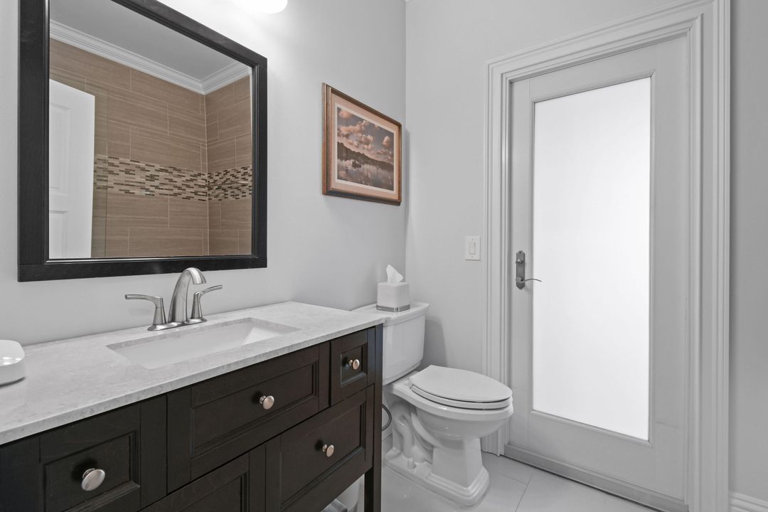 На продажу: $3,350,000 (5 спален, 4 ванн, 4707 Квадратных фут)