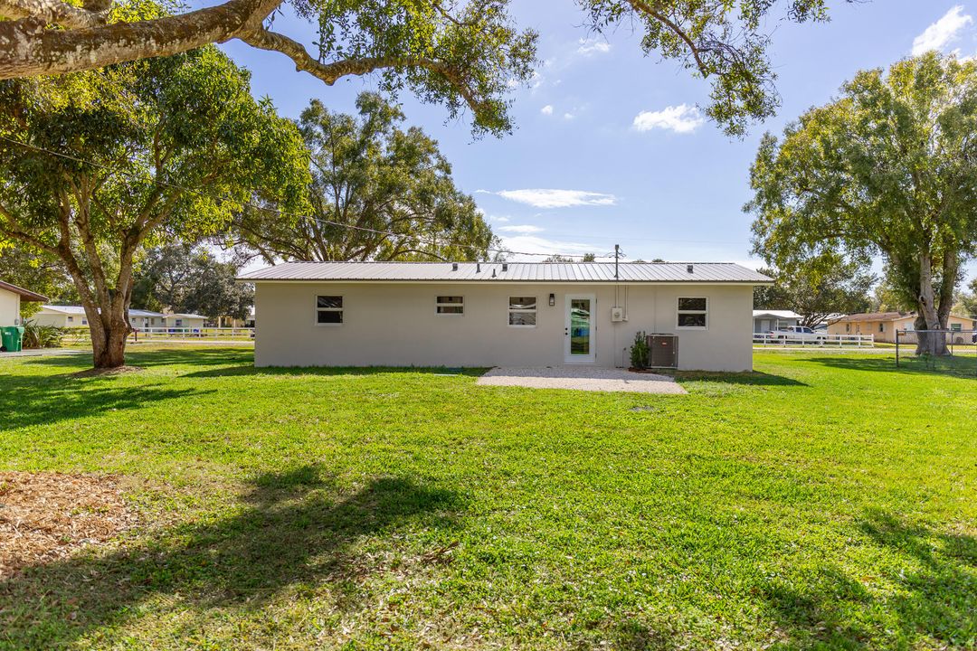 En Venta: $289,000 (2 camas, 1 baños, 964 Pies cuadrados)