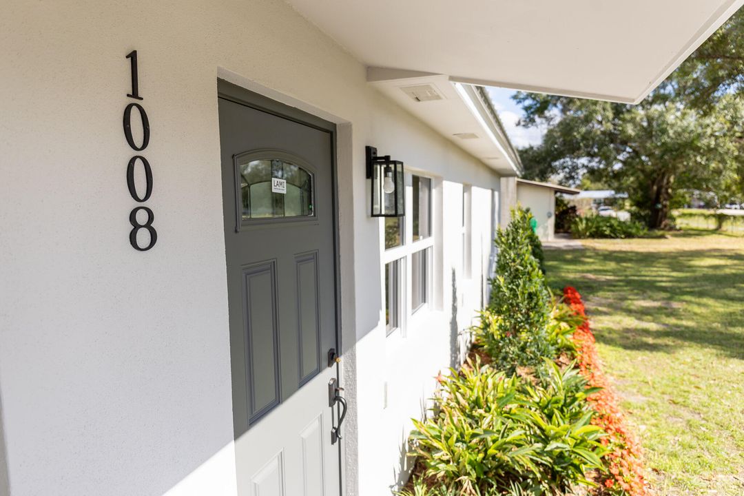 En Venta: $289,000 (2 camas, 1 baños, 964 Pies cuadrados)