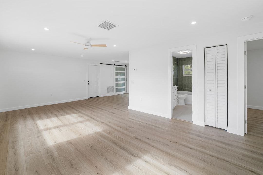 En Venta: $289,000 (2 camas, 1 baños, 964 Pies cuadrados)