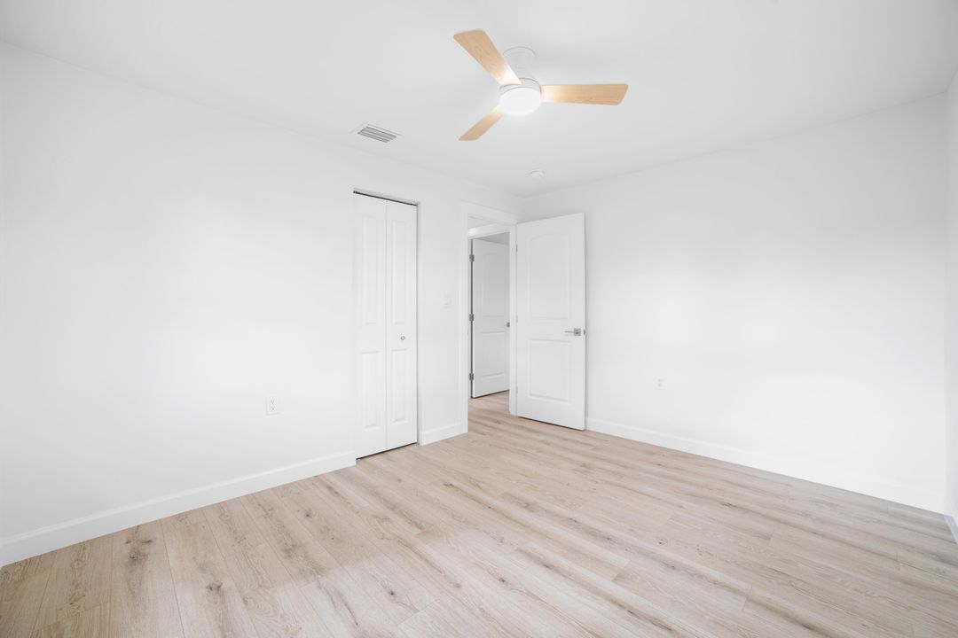 En Venta: $289,000 (2 camas, 1 baños, 964 Pies cuadrados)