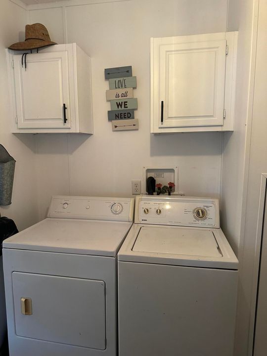 На продажу: $295,000 (2 спален, 2 ванн, 960 Квадратных фут)