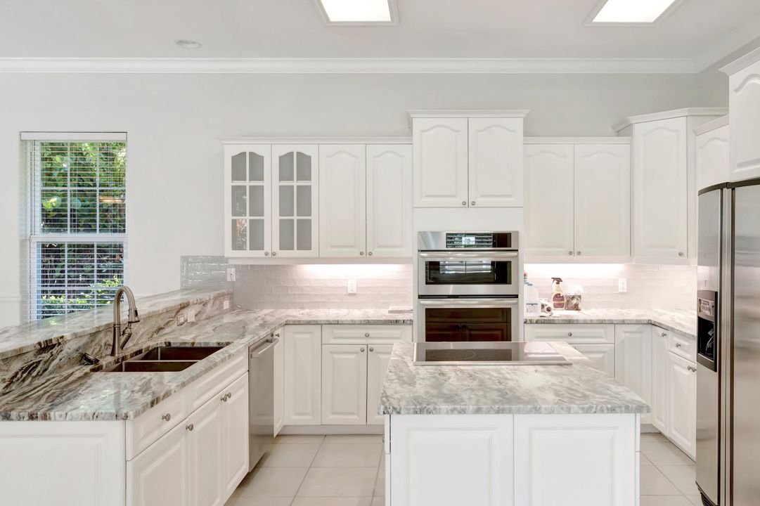 待售: $1,195,000 (4 贝兹, 3 浴室, 2536 平方英尺)