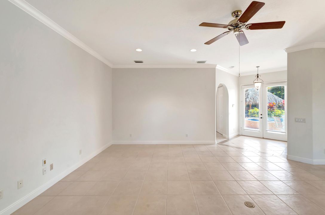 待售: $1,195,000 (4 贝兹, 3 浴室, 2536 平方英尺)