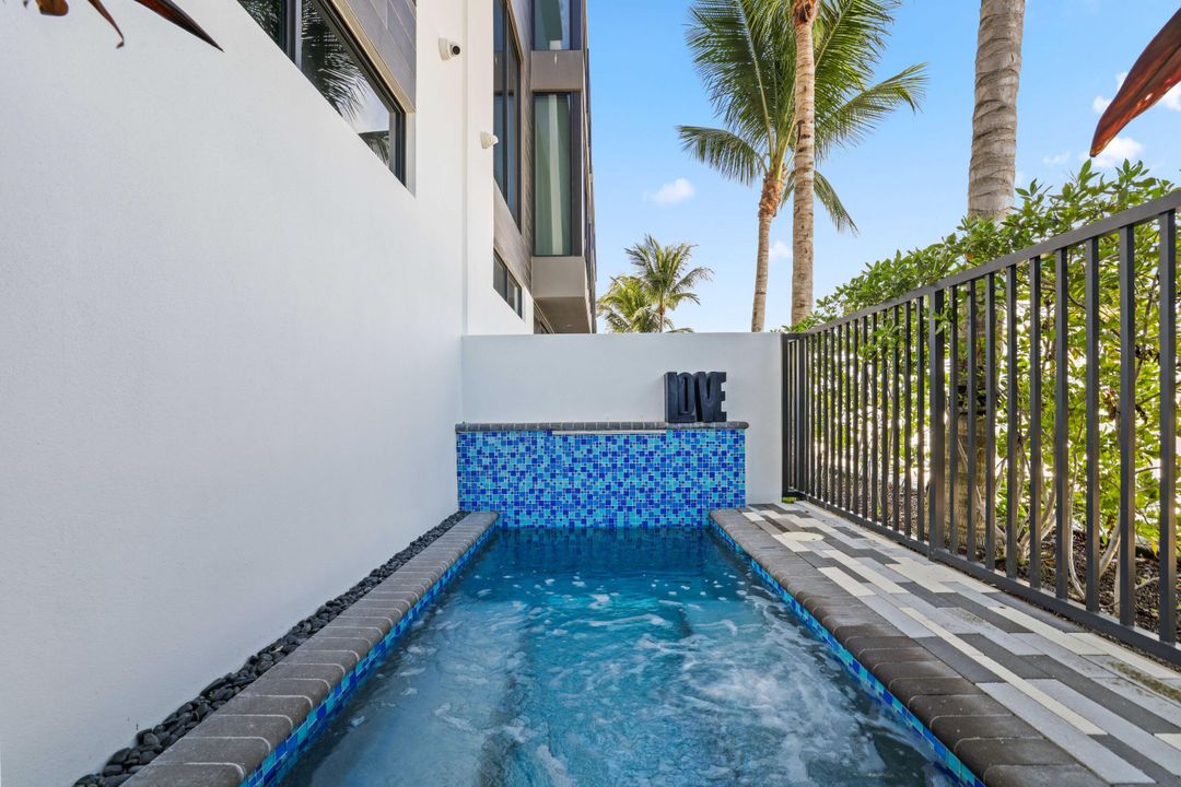 En Venta: $2,965,000 (4 camas, 4 baños, 3364 Pies cuadrados)