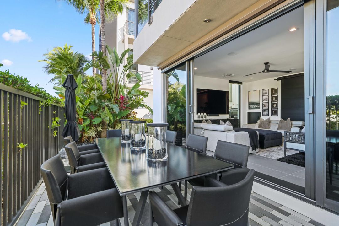 En Venta: $2,965,000 (4 camas, 4 baños, 3364 Pies cuadrados)