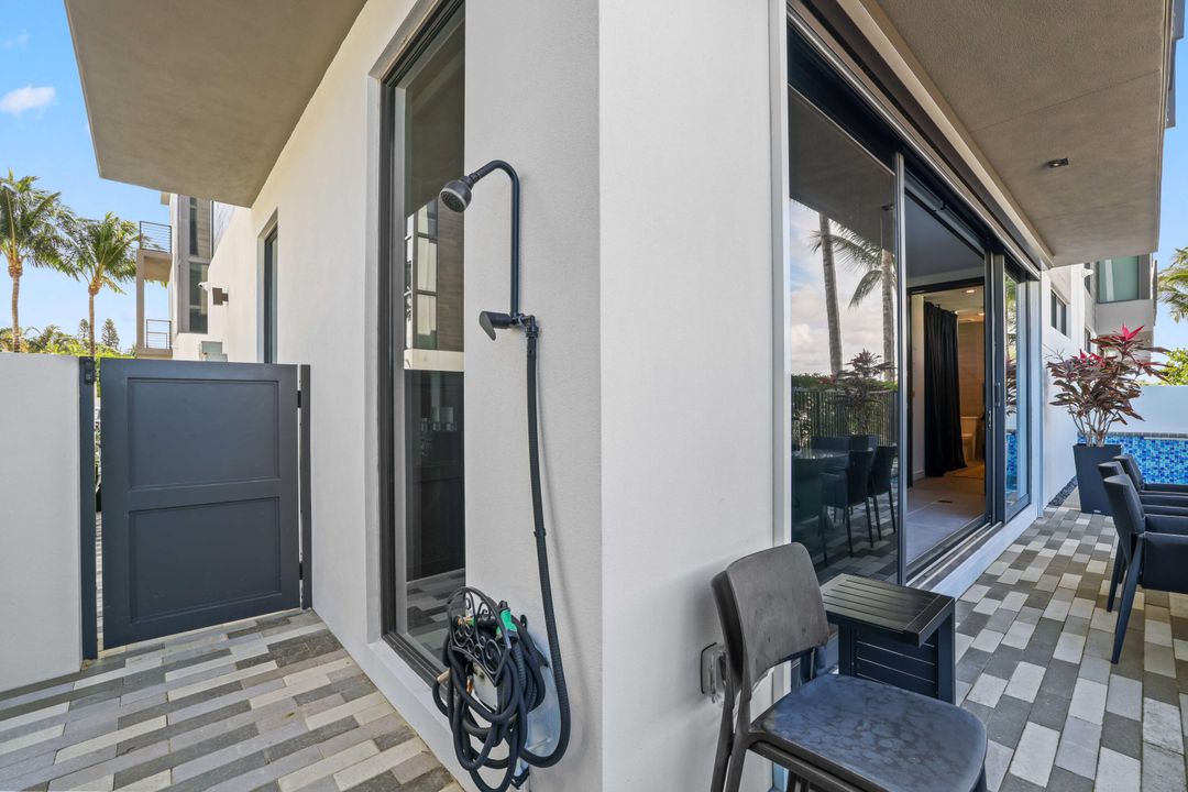 En Venta: $2,965,000 (4 camas, 4 baños, 3364 Pies cuadrados)