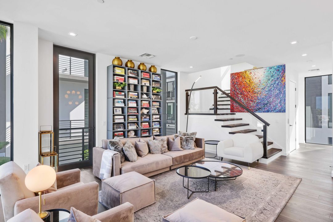 En Venta: $2,965,000 (4 camas, 4 baños, 3364 Pies cuadrados)