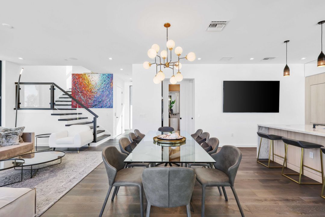 En Venta: $2,965,000 (4 camas, 4 baños, 3364 Pies cuadrados)