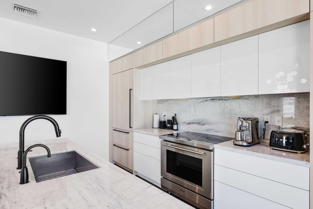 En Venta: $2,965,000 (4 camas, 4 baños, 3364 Pies cuadrados)