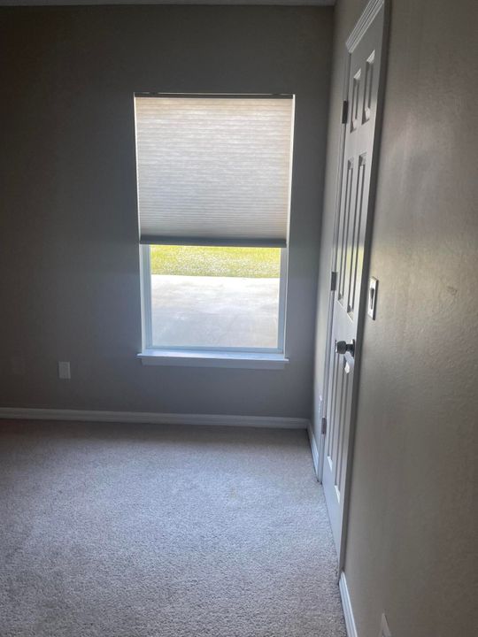 For Rent: $2,300 (3 beds, 2 baths, 1366 Square Feet)