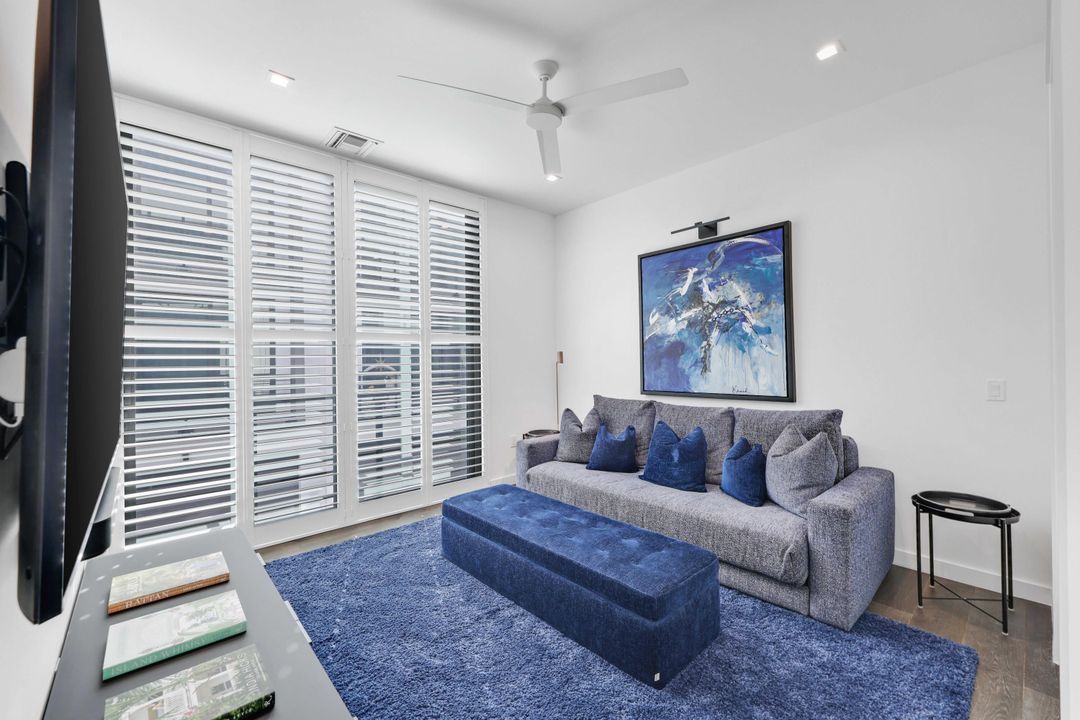 En Venta: $2,965,000 (4 camas, 4 baños, 3364 Pies cuadrados)